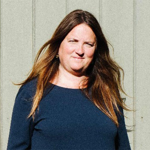 Dr Liz Wilks